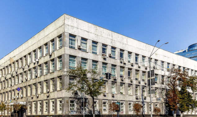 На ремонт понівеченого рік тому приміщення МОН на б-рі Шевченка виділили 1,8 млн гривень