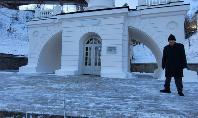 До Дня місцевого самоврядування у Києві відреставрували Колону Магдебурзького права