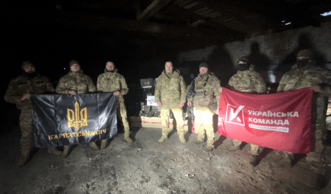 &ldquo;Українська команда&rdquo; привезла дрони-камікадзе на передову для батальйонів &ldquo;Карпатська Січ&rdquo; та &ldquo;Свобода&rdquo;, - Палатний