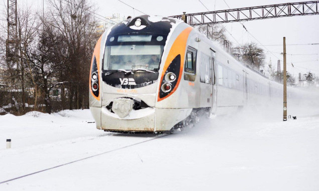 &ldquo;Укрзалізниця&rdquo; відкрила продаж квитків на &ldquo;Лижний експрес&rdquo; Київ-Славсько