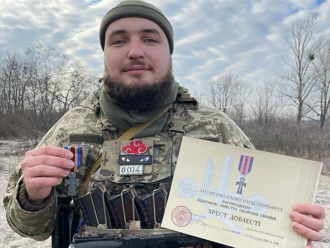 Військового з Буковини нагородили медаллю «Хрест доблесті» 11 1