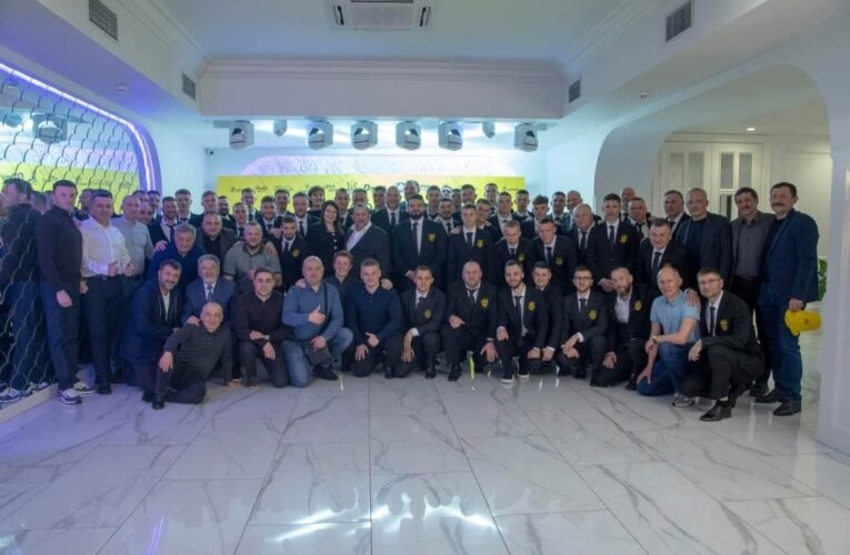 ФК «Буковина» провів благодійний аукціон та зібрав 1 138 700 гривень для ЗСУ 