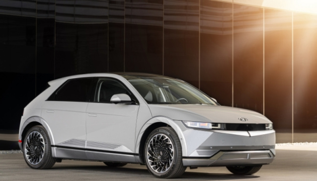 Hyundai та Kia відкликають майже 170 тисяч електрокарів - проблеми із програмним забезпеченням