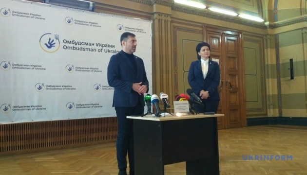 Лубінець заявив, що росіяни максимально затримують обміни військовополоненими