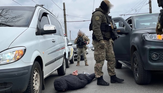 na dnipropetrovshhini zatrimali zlovmisnikiv jaki vikachali ponad 50 tisjach litriv kazennoyi nafti 2e6f1bb