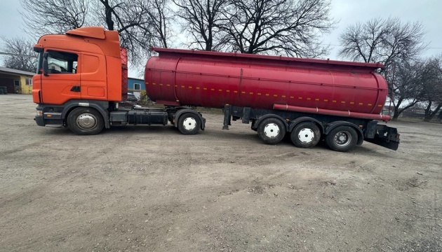 na dnipropetrovshhini zatrimali zlovmisnikiv jaki vikachali ponad 50 tisjach litriv kazennoyi nafti 68690b1