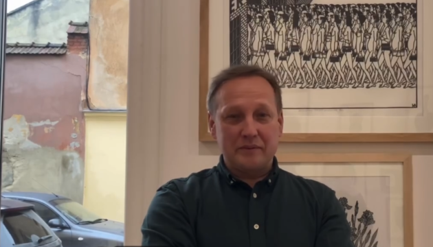 На онлайн-аукціоні «Гніздовський для Азову» збирають кошти на РЕБ