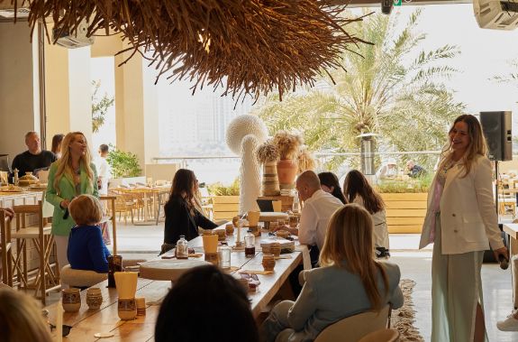 na prosvitnickomu zahodi u dubayi viddali shanu vidatnim ukrayinkam 09814c6