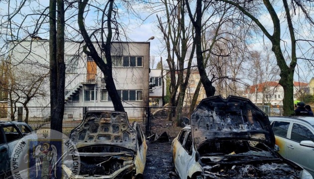 naslidki rosijskoyi raketnoyi ataki rjatuvalniki pracjujut u troh rajonah kiyeva b0a6654