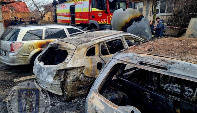 naslidki rosijskoyi raketnoyi ataki rjatuvalniki pracjujut u troh rajonah kiyeva fb41c31