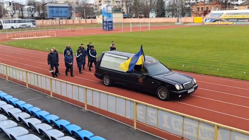 pamjati futbolista rozvidnika oleksandra korotuna pozivnij trener b5b1da8