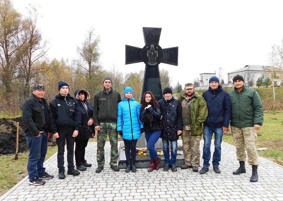 pamjati zhurnalista ta bibliotekarja volodimira petrenka pozivnij fil 1ac8c41