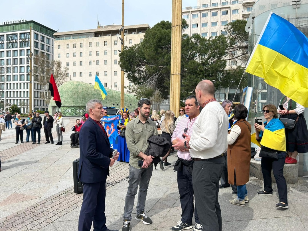 prezident sku zustrivsja z ukrayinskoju gromadoju ispaniyi ta doluchivsja do mitingu u madridi 033bb8a