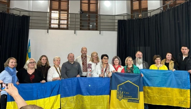 Президент СКУ зустрівся з українською громадою Іспанії та долучився до мітингу у Мадриді