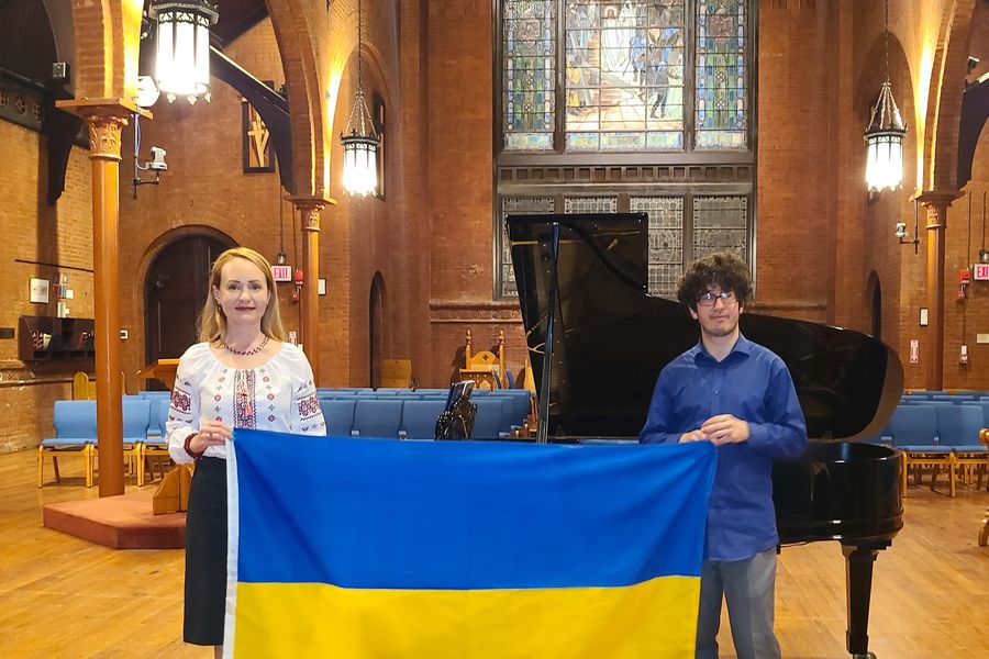 u cerkvi kapitolija zibrali koshti na medichni potrebi ukrayinskih voyiniv d8225c7