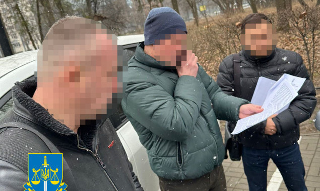 У Голосіївському районі Києва заплатили пів мільйона за полив зелених насаджень, які ніхто не поливав