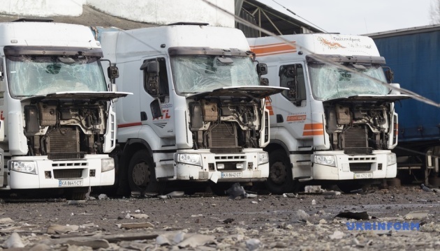 u kiyevi vnaslidok raketnoyi ataki poshkodzheni shist shkil ta ditsadkiv 2d3361b