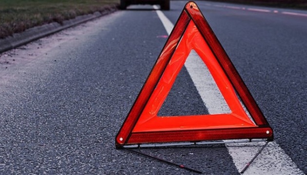 У Львові на мосту зіштовхнулися близько 27 автомобілів