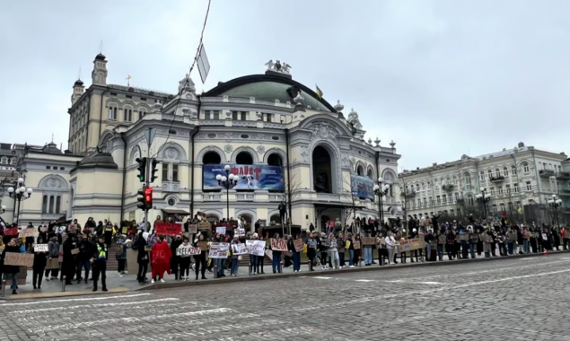 У середмісті Києва провели акцію на підтримку військовополонених з “Азовсталі”