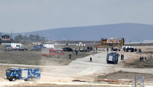 У Туреччині впав військовий літак