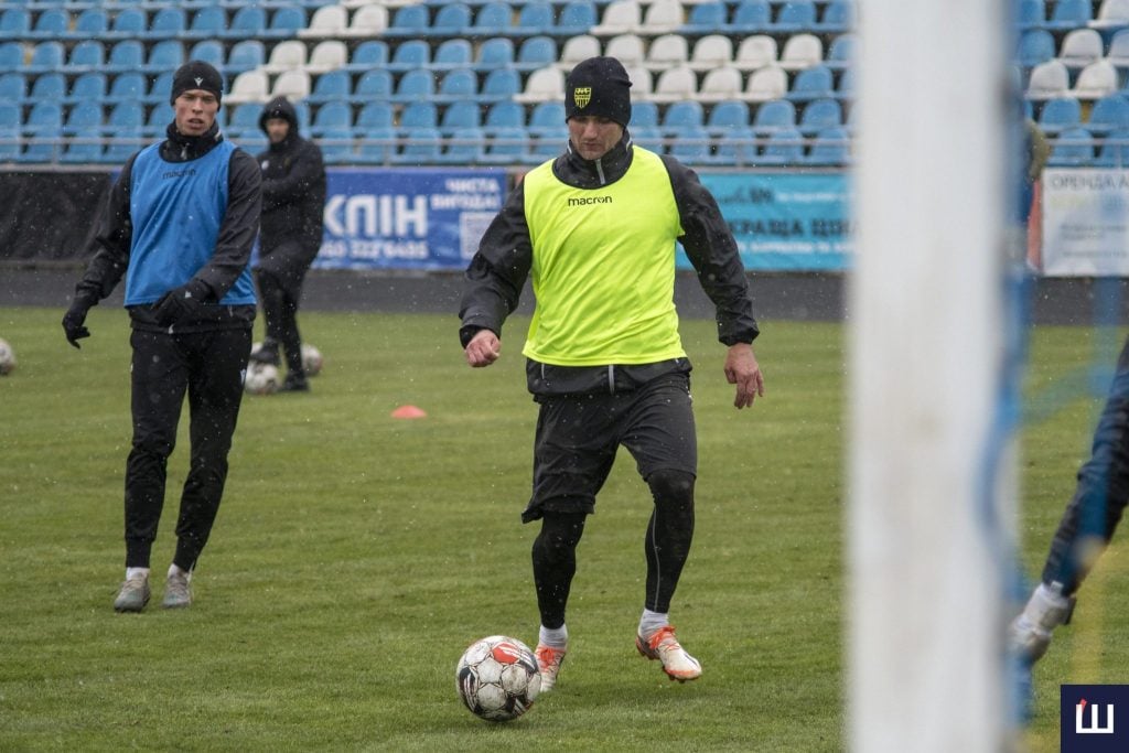 З уболівальниками вперше за два роки: Буковина проведе перший матч після зимової паузи 11 На матчі Буковини вперше за 2 роки допустять вболівальників