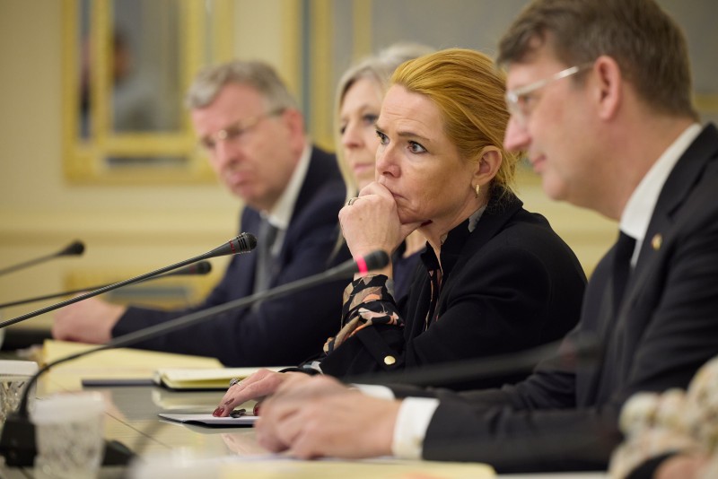 zelenskij zustrivsja z vicepremyer ministrom daniyi govorili pro posilennja ukrayinskoyi ppo e06c578