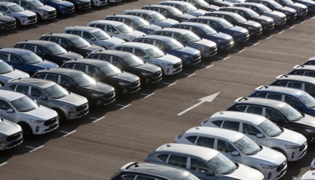 АРМА розшукало активи псевдоблагодійників, яких підозрюють у незаконному збуті автомобілів