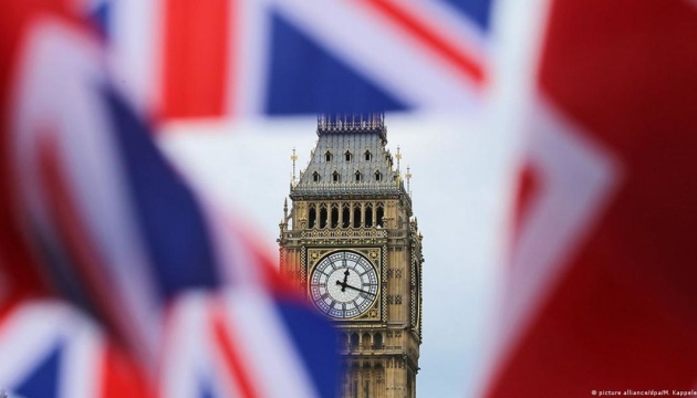 Консерватори можуть зазнати найбільшої за 27 років поразки на виборах у Британії