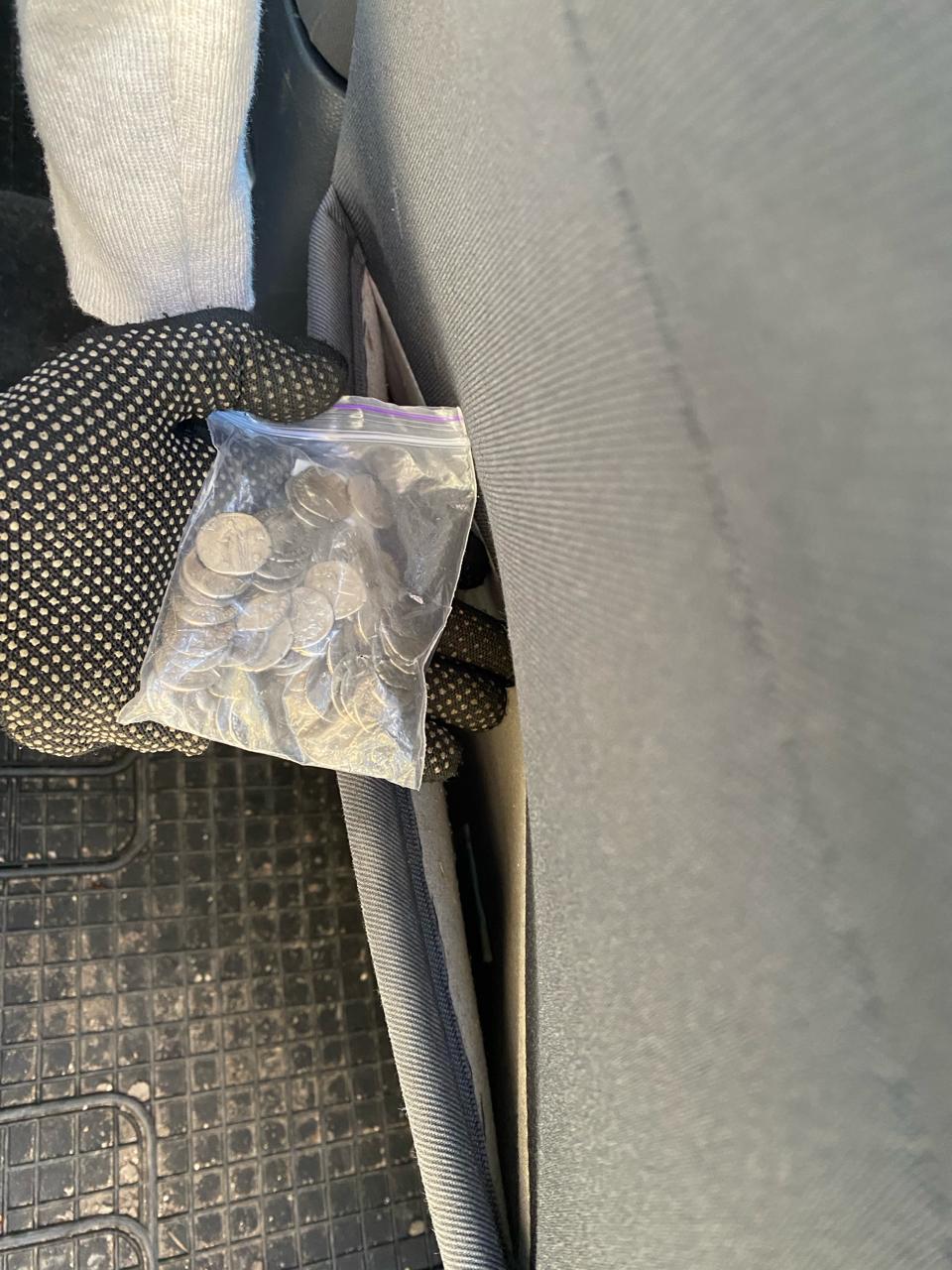 na kordoni z moldovoju v inozemcja vijavili majzhe sotnju davnorimskih monet 07c5233