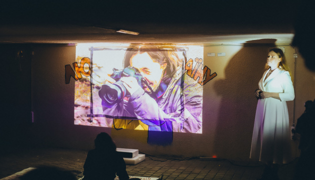 na odeshhini vidbulas premyera dokumentalnoyi vistavi pro mitciv ta mistkin jaki sluzhat v zsu 32f73be