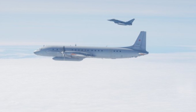 Німецькі винищувачі підіймалися в повітря через російський літак-шпигун