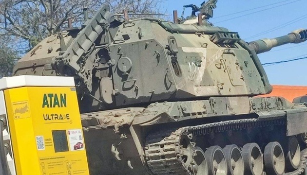 Партизани зафіксували переміщення колони російських САУ у бік Джанкоя