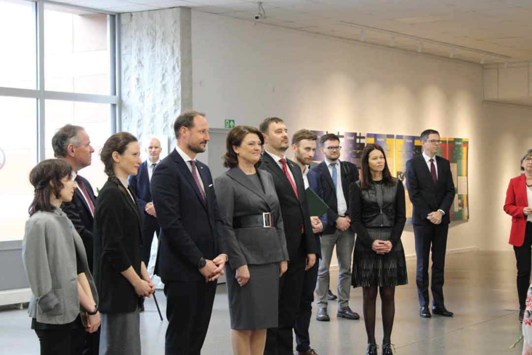 persha ledi litvi oznajomila kronprinca norvegiyi z dijalnistju ukrayinskogo centru u vilnjusi 7f844c0