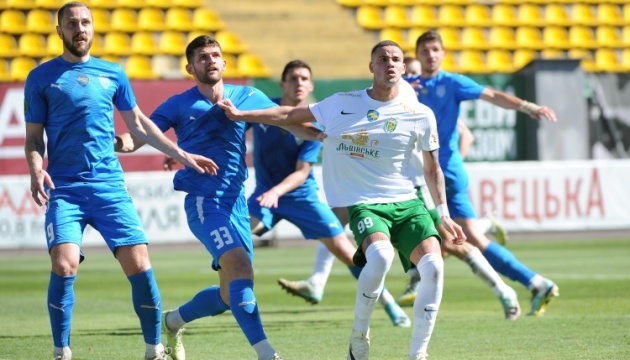 Перша ліга: перемоги футболістів «Карпат» та «Лівого берега»