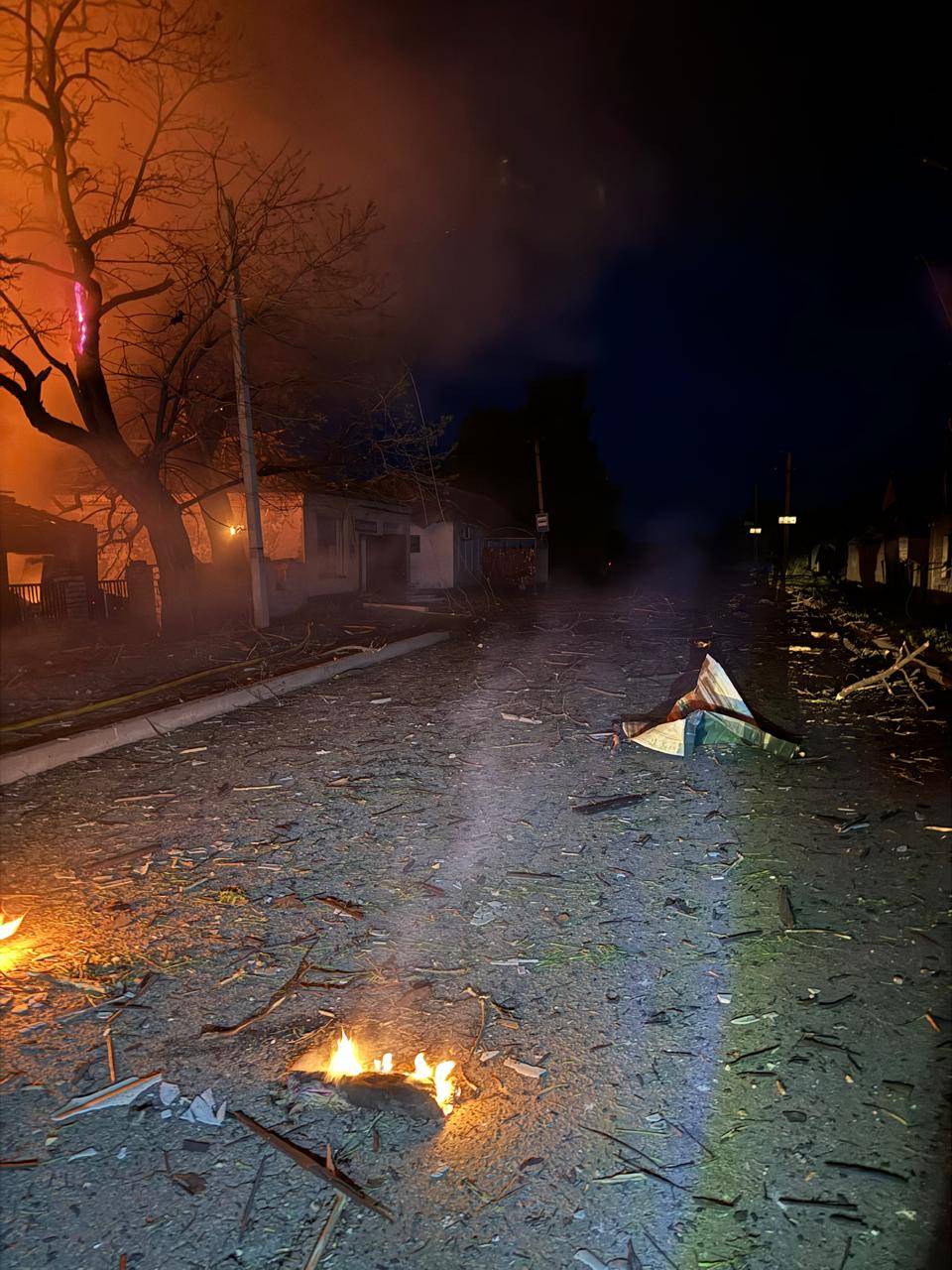 rosijani vnochi zdijsnili raketnij obstril selidovogo zaginula zhinka 9c78857