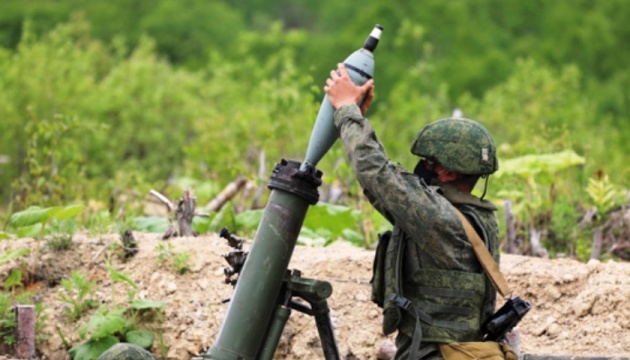 Росіяни за добу обстріляли дев'ять громад Сумщини - 79 вибухів