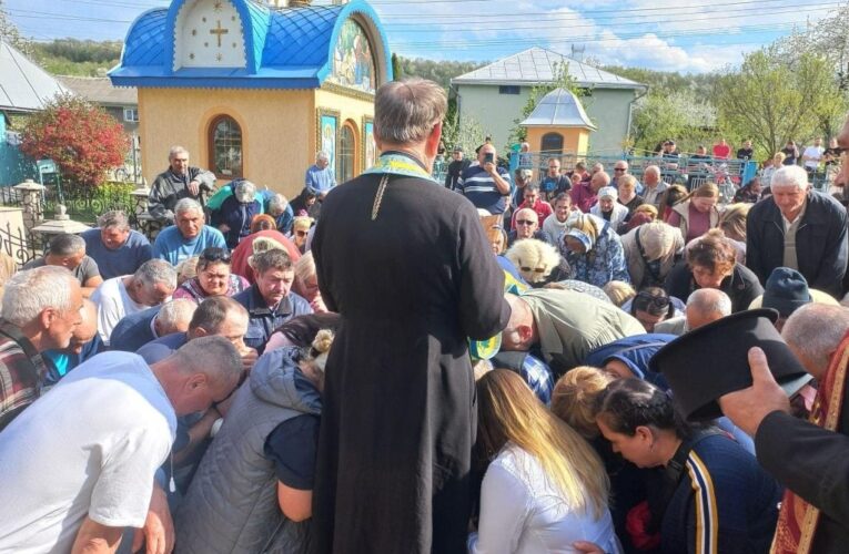 Ще одна громада Чернівецької області перейшла до ПЦУ