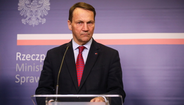 Сікорський закликав США розблокувати пакет допомоги для України через напад Ірану на Ізраїль