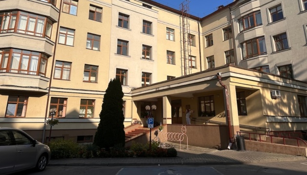 У дитячій лікарні Чернівців встановили новий компʼютерний томограф