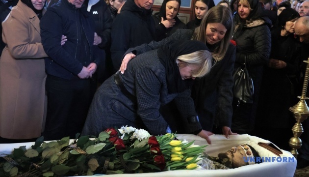 u kiyevi poproshhalisja iz zagiblim aktivistom ta vijskovim pavlom petrichenkom 59144e4