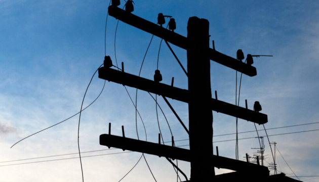 У Селі на Миколаївщині внаслідок обстрілу пошкоджені приватні будинки та ЛЕП