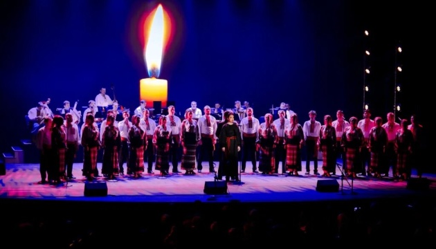 u vashingtoni vidbuvsja koncert ukrayinskogo narodnogo horu imeni verovki fa06840