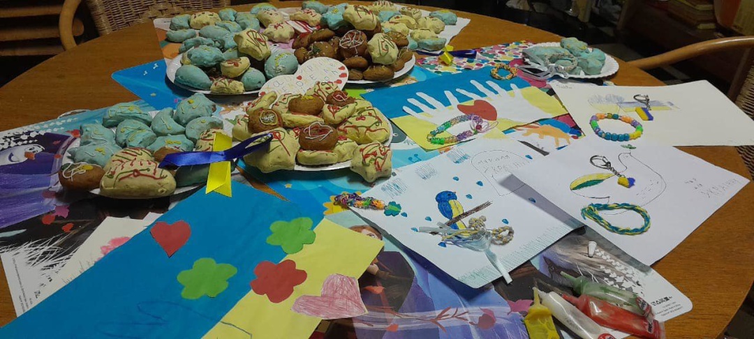 ukrayinski shkoli u belgiyi doluchilisja do blagodijnoyi akciyi na pidtrimku zahisnikiv ukrayini b6603b2