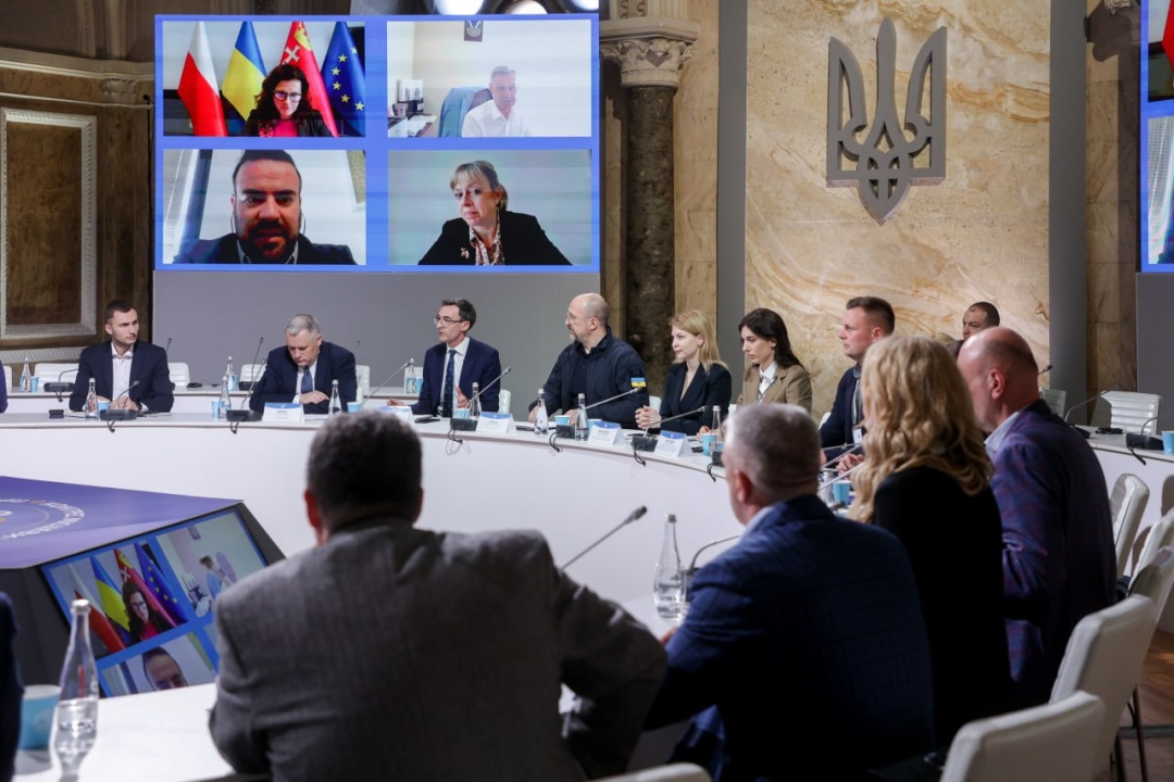 urjad gotovij dopomagati gromadam zaluchati koshti yes na realizaciju proyektiv shmigal d83cad7