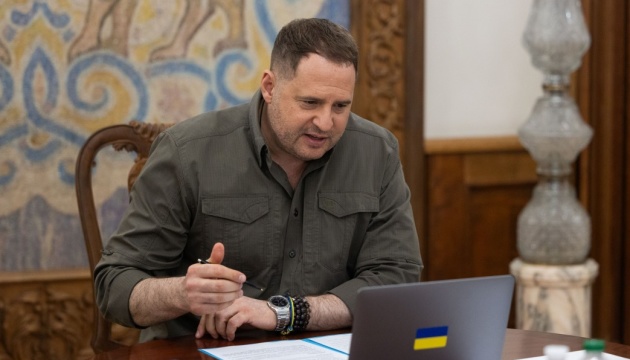 Єрмак і Сіярто домовилися про двосторонню зустріч наступного тижня