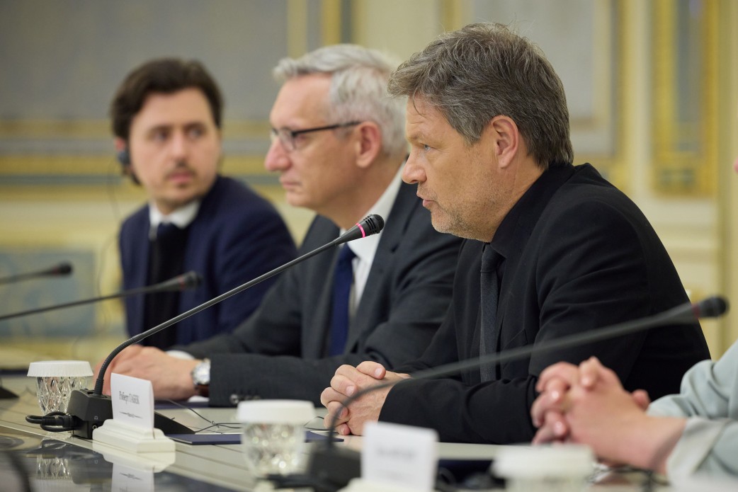 zelenskij i gabek obgovorili potrebi ukrayini v ppo ta spilni oboronni proyekti z nimechchinoju 420cc20