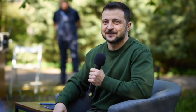 zelenskij zustrivsja zi studentami cherniveckih universitetiv b13e62d