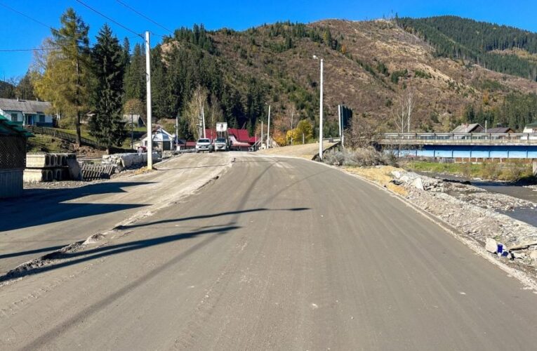 Зроблять під’їзд до пункту пропуску «Шепіт»: які дороги відремонтують цього року на Буковині