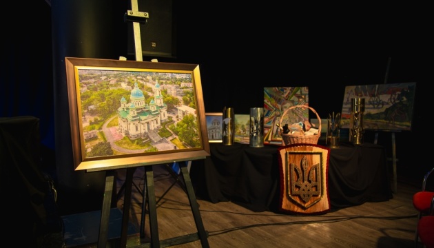 Аукціон у Сумах зібрав ₴350 тисяч на прилади нічного бачення для тероборони