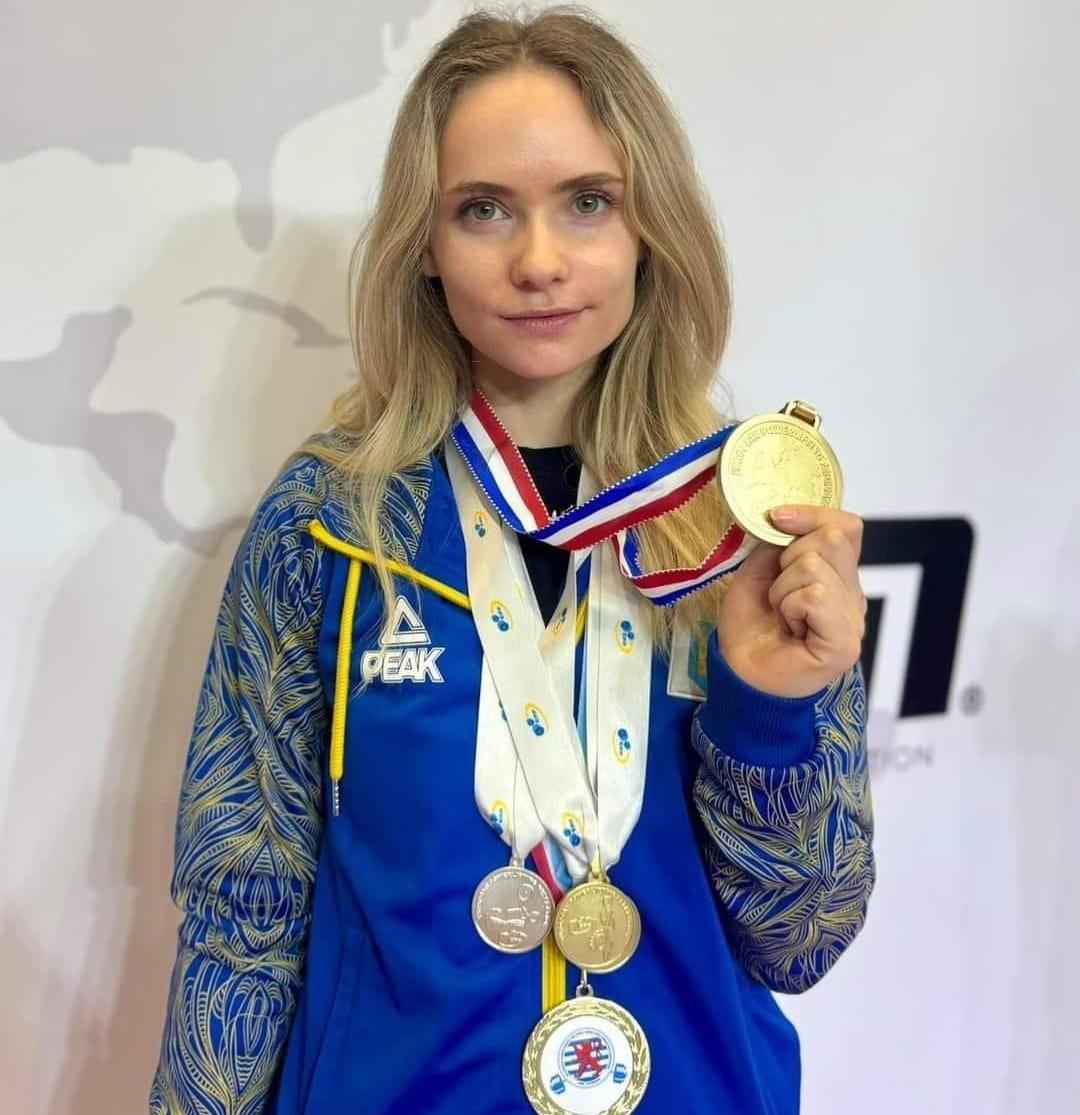 Чернівчанка стала чемпіонкою Європи з пауерліфтингу 11 Чернівчанка стала чемпіонкою Європи з пауерліфтингу